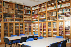 Imagen interior biblioteca